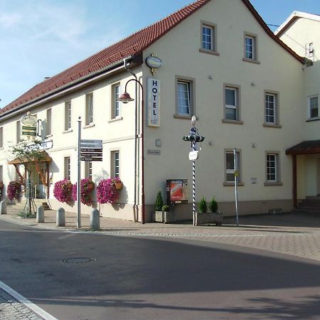 Garni Zum Adler Hotell Gensingen Eksteriør bilde
